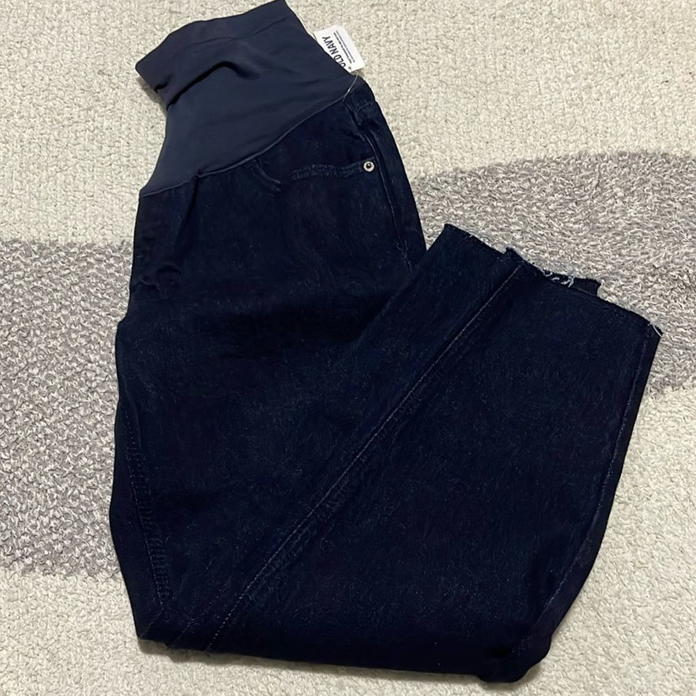NWT- Old Navy Maternoty - 0. Balloon Fit